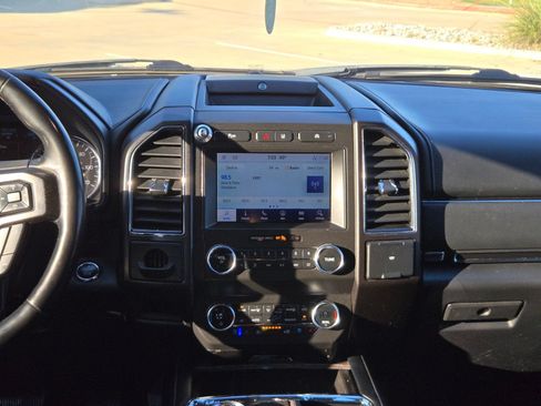 Used 2020 Ford Expedition Max Limited RWD image 20