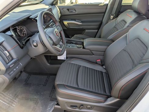 New 2026 Nissan Pathfinder Rock Creek image 13