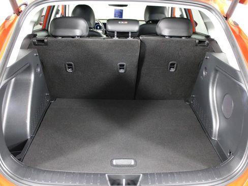 Certified 2025 Hyundai Kona Limited AWD/4WD image 16