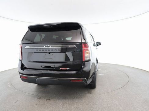 Used 2022 Chevrolet Suburban RST w/ Luxury Package image 15