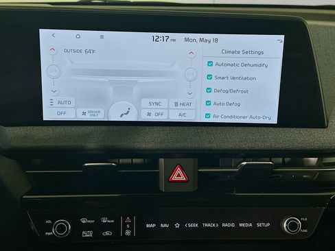 Used 2024 Kia EV6 Wind w/ Wind Technology Package RWD image 23