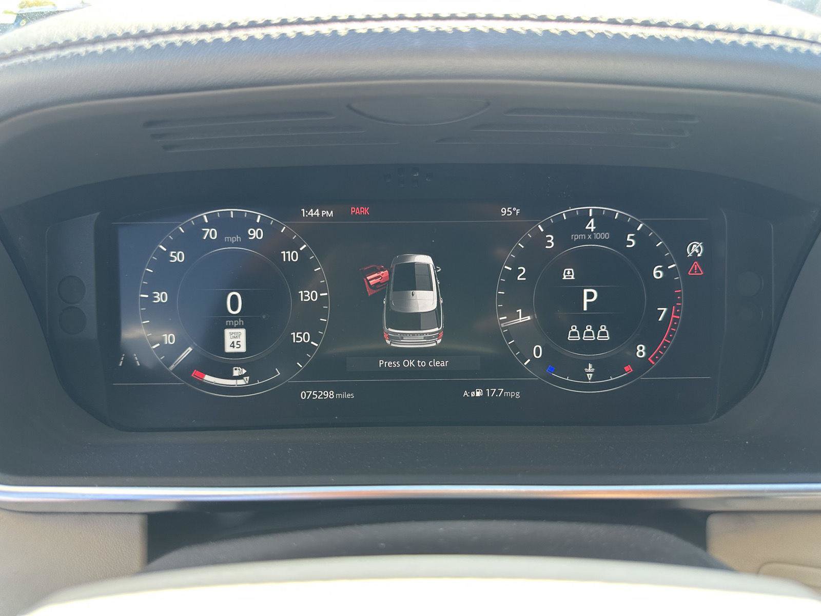 Used 2019 Land Rover Range Rover HSE AWD/4WD image 24