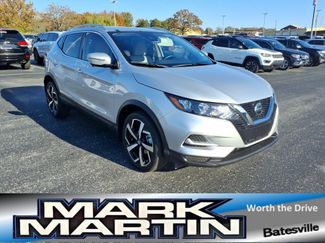 Used 2022 Nissan Rogue Sport SL video 1