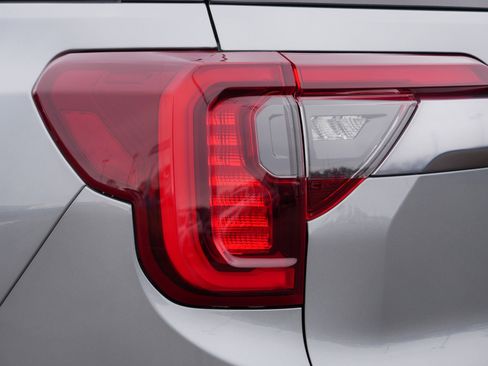 Certified 2023 GMC Acadia AT4 w/ Technology Package image 17