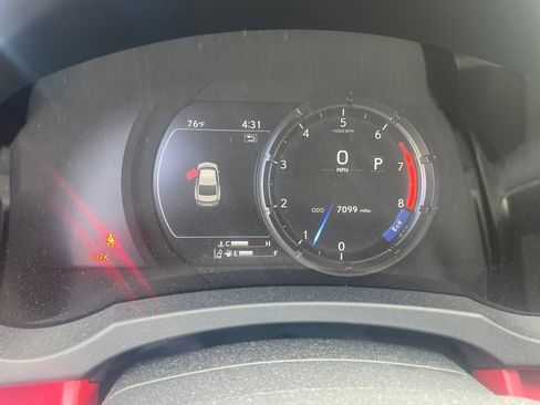 Used 2025 Lexus IS 350 F Sport w/ Navigation Package RWD image 8