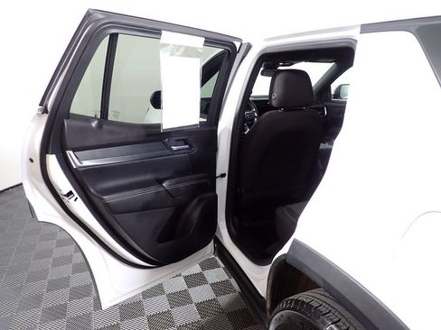 Used 2026 GMC Terrain Elevation w/ LPO, Floor Liner Package AWD/4WD image 32