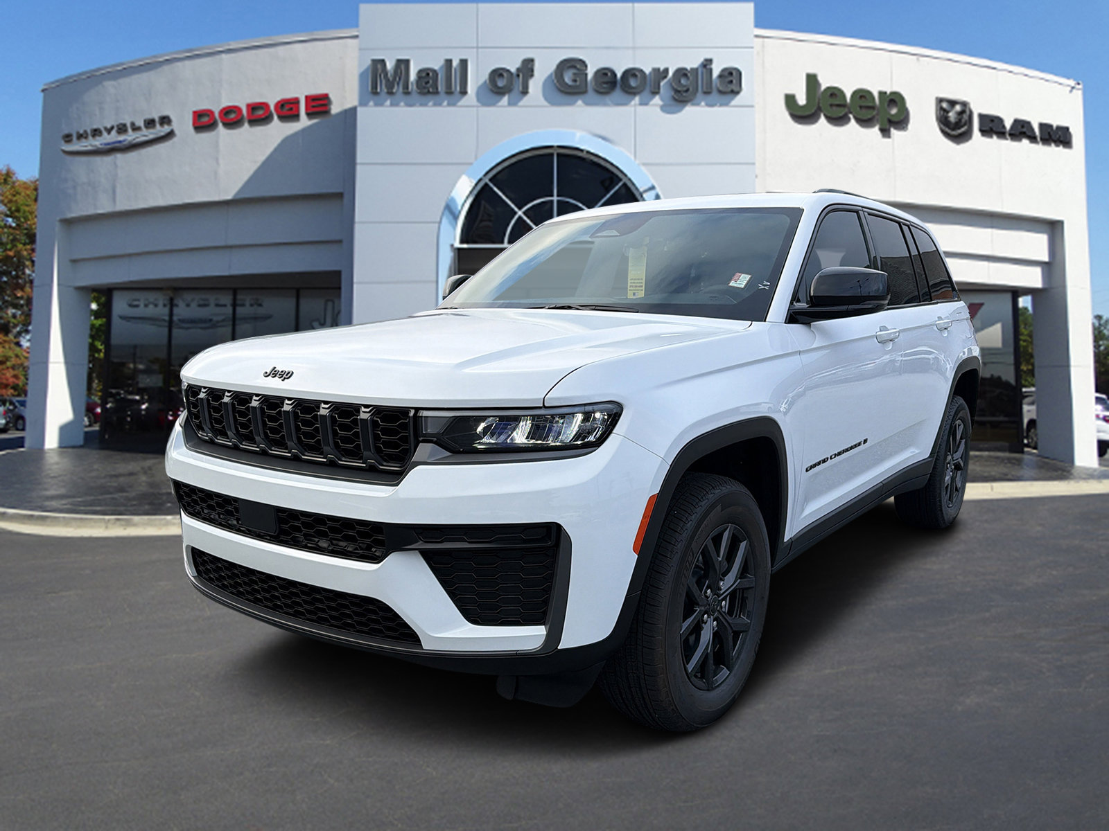 New 2027 Jeep Grand Cherokee Altitude AWD/4WD image 1