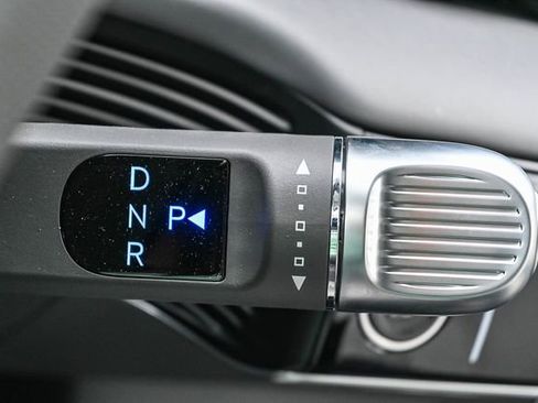 Certified 2025 Hyundai Ioniq 5 Limited image 26