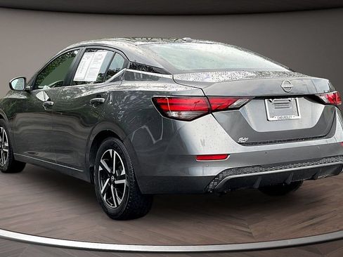 Used 2024 Nissan Sentra SV FWD image 4