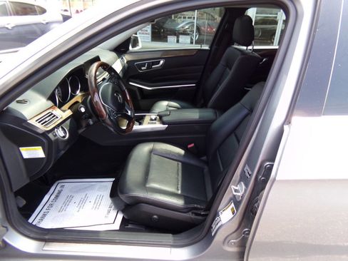 Used 2015 Mercedes-Benz E 350 4MATIC Sedan image 11