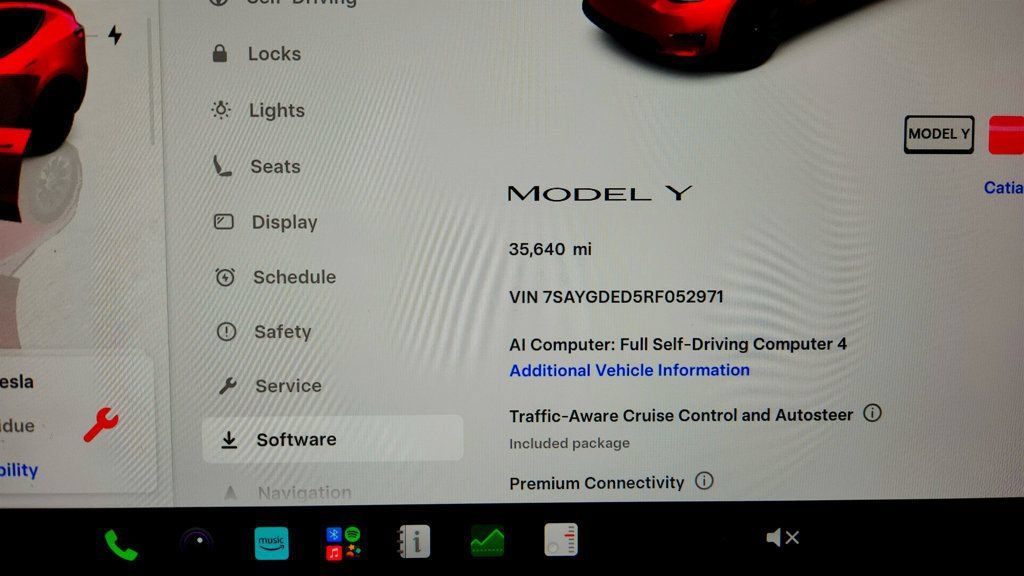 Used 2024 Tesla Model Y 2WD image 14