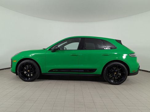 Certified 2023 Porsche Macan GTS AWD/4WD image 2