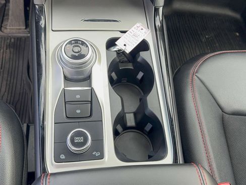 Certified 2023 Ford Explorer ST-Line w/ Class IV Trailer Tow Package image 18