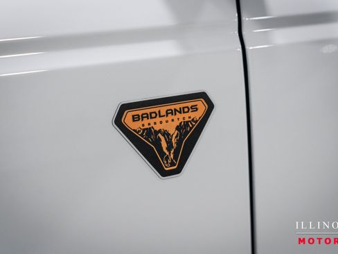 Used 2022 Ford Bronco Badlands AWD/4WD image 14
