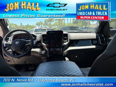 Used 2025 RAM 1500 Laramie AWD/4WD image 26