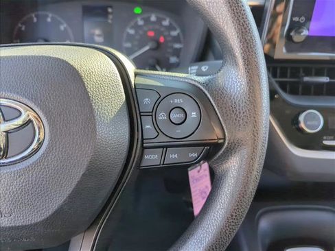 Used 2023 Toyota Corolla LE image 14