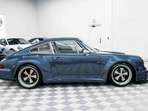 Used 1991 Porsche 911 Carrera image 6