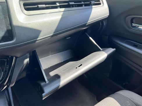 Used 2019 Honda HR-V Sport image 33