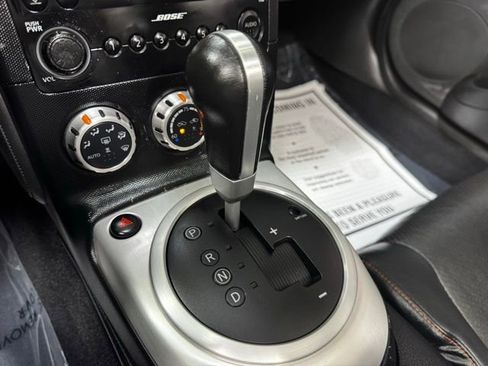 Used 2007 Nissan 350Z Touring image 13