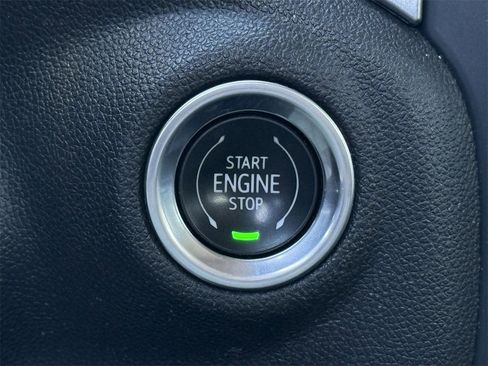 Used 2019 Chevrolet Silverado 1500 LT w/ Texas Edition image 18