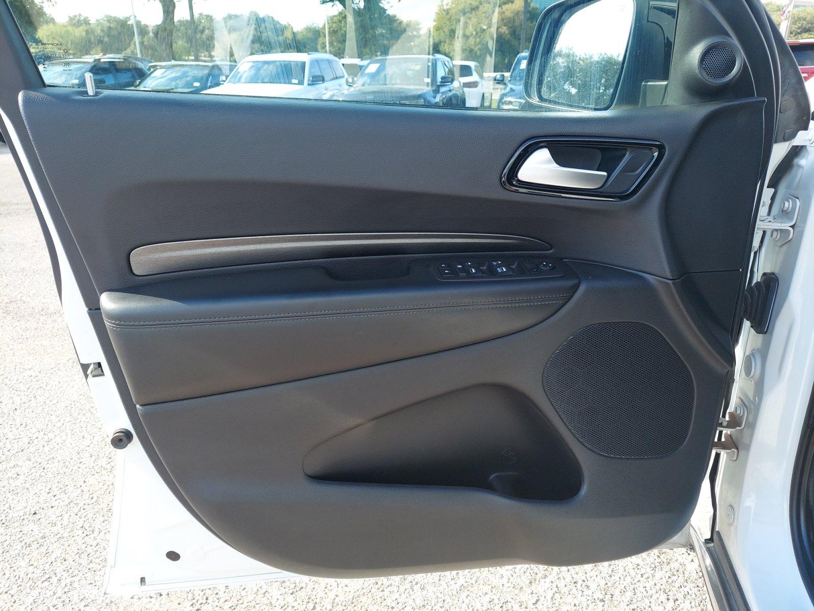 Used 2024 Dodge Durango SXT w/ 3rd Row Seating Group RWD image 29