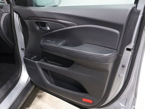 Used 2019 Honda Ridgeline Sport image 24