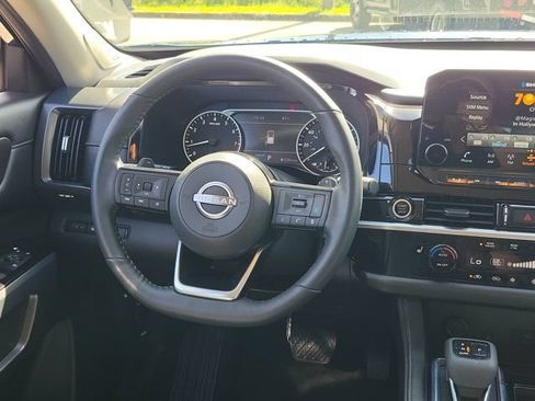 Used 2022 Nissan Pathfinder SL w/ SL Premium Package FWD image 21