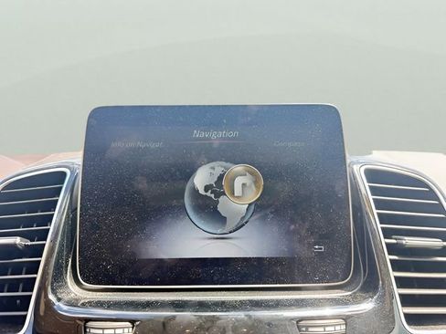 Used 2019 Mercedes-Benz GLS 450 4MATIC image 20