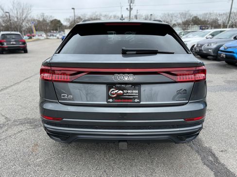 Used 2019 Audi Q8 Premium Plus w/ Premium Plus image 9