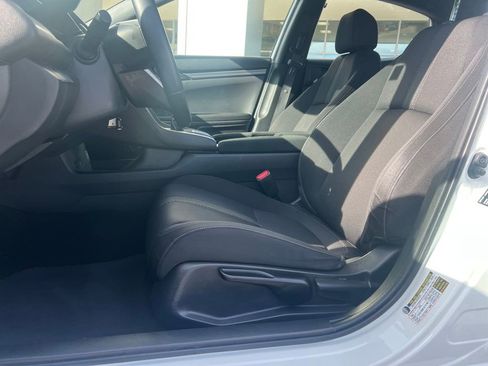 Used 2019 Honda Civic Sport image 14