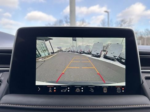 Used 2022 GMC Yukon XL AT4 w/ AT4 Premium Plus Package image 24