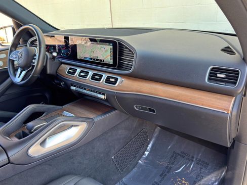 Used 2021 Mercedes-Benz GLE 350 4MATIC w/ Premium Package image 14