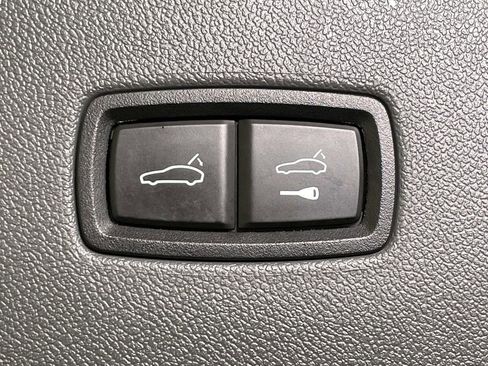 Used 2022 Porsche Cayenne image 21