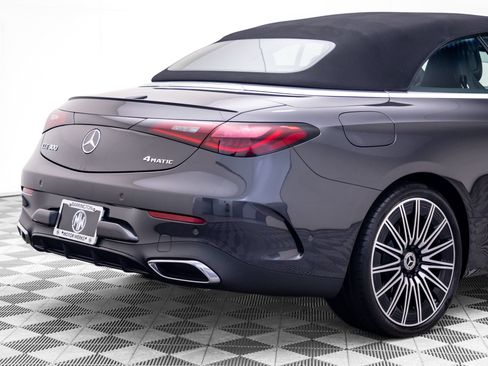 Used 2025 Mercedes-Benz CLE 300 4MATIC Cabriolet w/ Night Package image 37