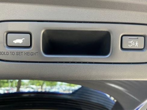 Used 2025 Acura ADX A-Spec image 32