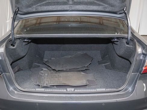 Used 2023 Subaru Legacy Limited AWD/4WD image 13