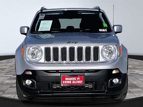 Used 2018 Jeep Renegade Limited w/ UConnect 8.4 Nav Group image 4