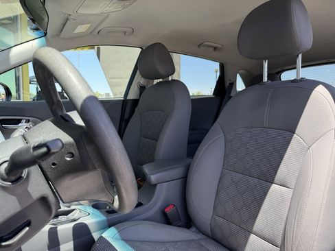Used 2022 Kia Niro LX FWD image 31