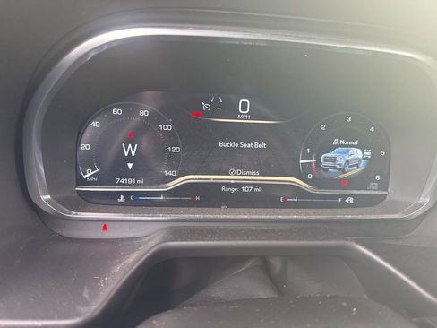 Used 2024 GMC Yukon AT4 w/ Technology Package AWD/4WD image 16
