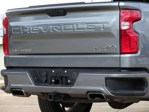 Used 2020 Chevrolet Silverado 1500 High Country image 33