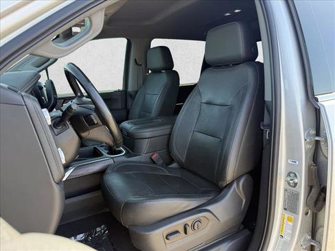 Used 2020 GMC Sierra 2500 SLT w/ SLT Convenience Package AWD/4WD image 11