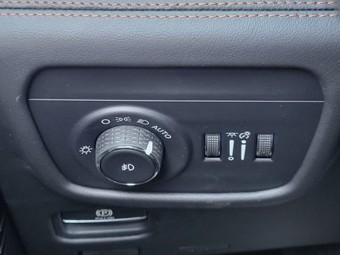 New 2026 Jeep Grand Cherokee Summit AWD/4WD image 11