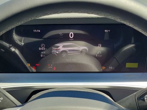 New 2026 Volkswagen Tiguan SE FWD image 25