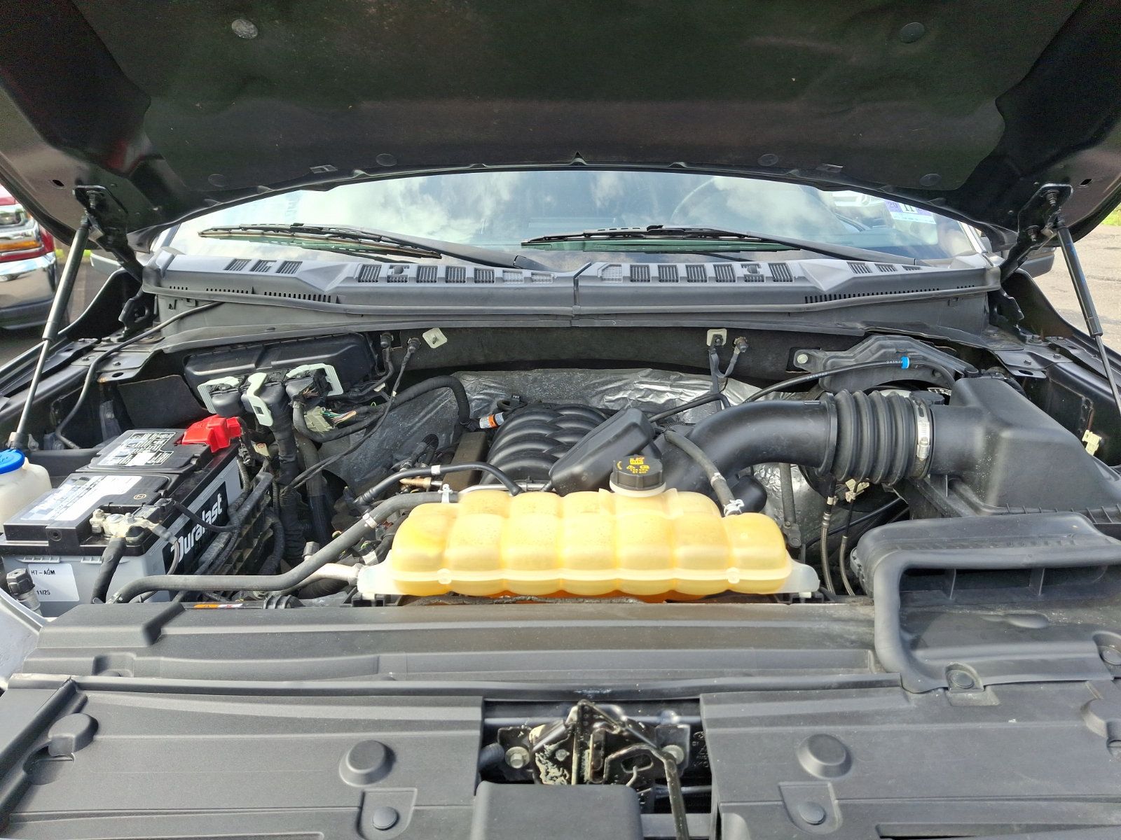 Used 2019 Ford F150 Lariat AWD/4WD image 32