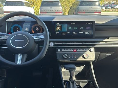 New 2026 Hyundai Tucson SE image 10