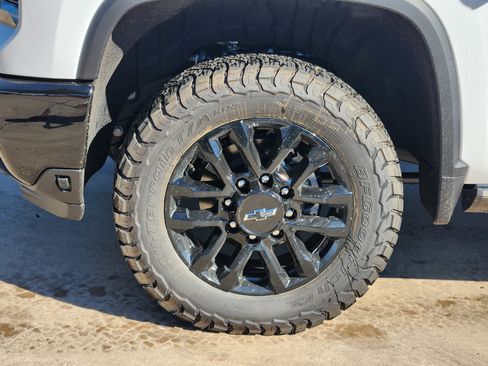 New 2026 Chevrolet Silverado 2500 LTZ w/ Trail Boss Package image 18