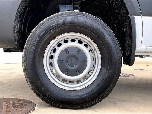 New 2025 Mercedes-Benz Sprinter 2500 image 11