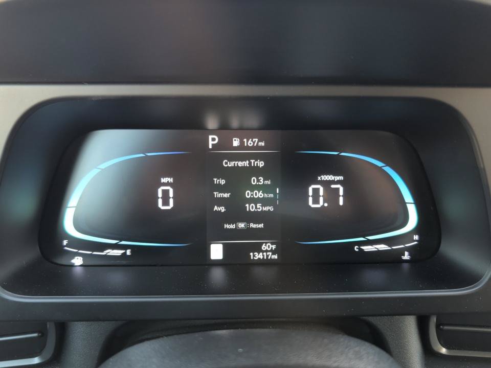 Certified 2025 Hyundai Elantra Sport FWD image 11