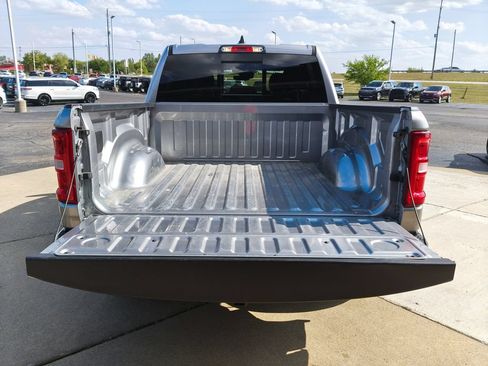 Used 2025 RAM 1500 Big Horn AWD/4WD image 15