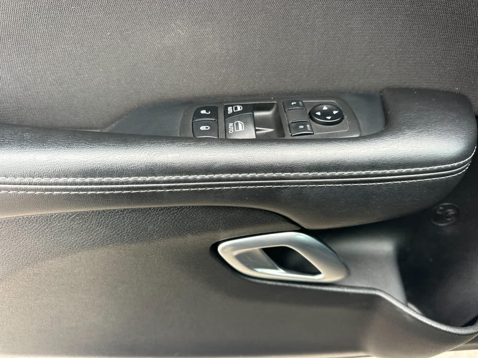Used 2019 Dodge Challenger SXT w/ Blacktop Package RWD image 13